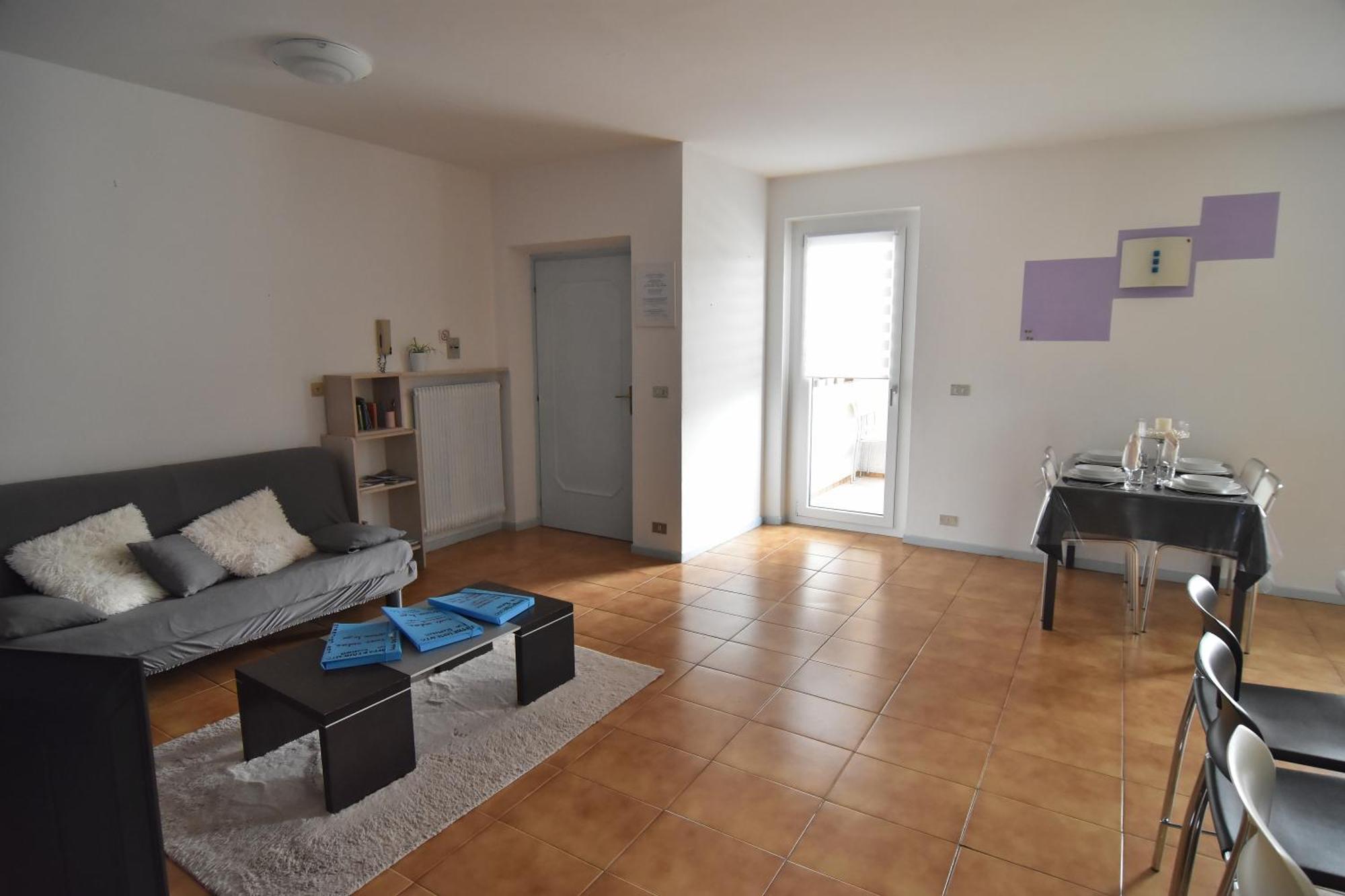 Appartamento Da Romina Con Parcheggio Gratuito Sanzeno Exteriör bild